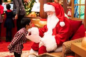 Read more about the article Here Comes ANOTHER Santa Claus